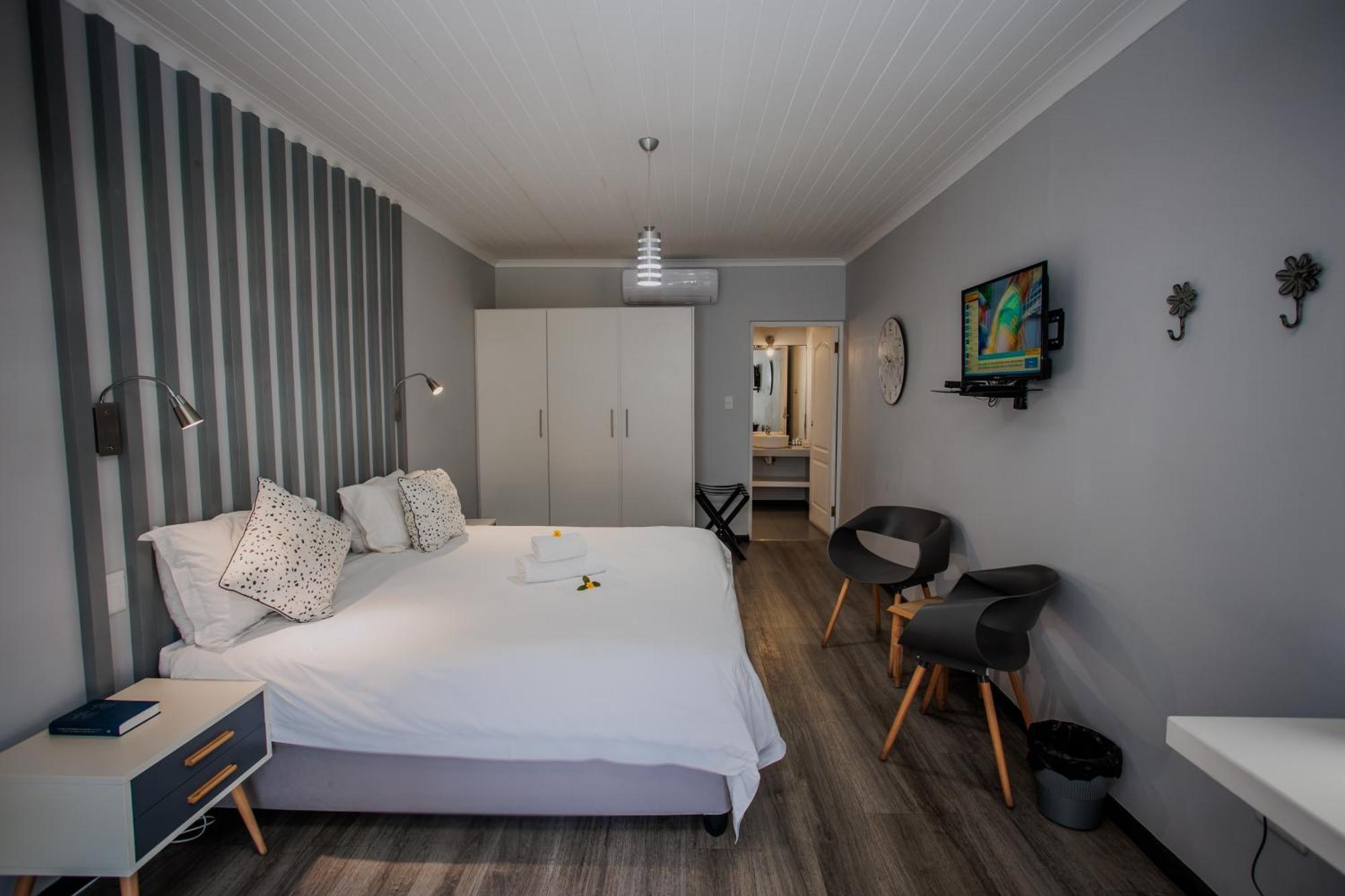Aan De Eike Guest House Swellendam Ngoại thất bức ảnh