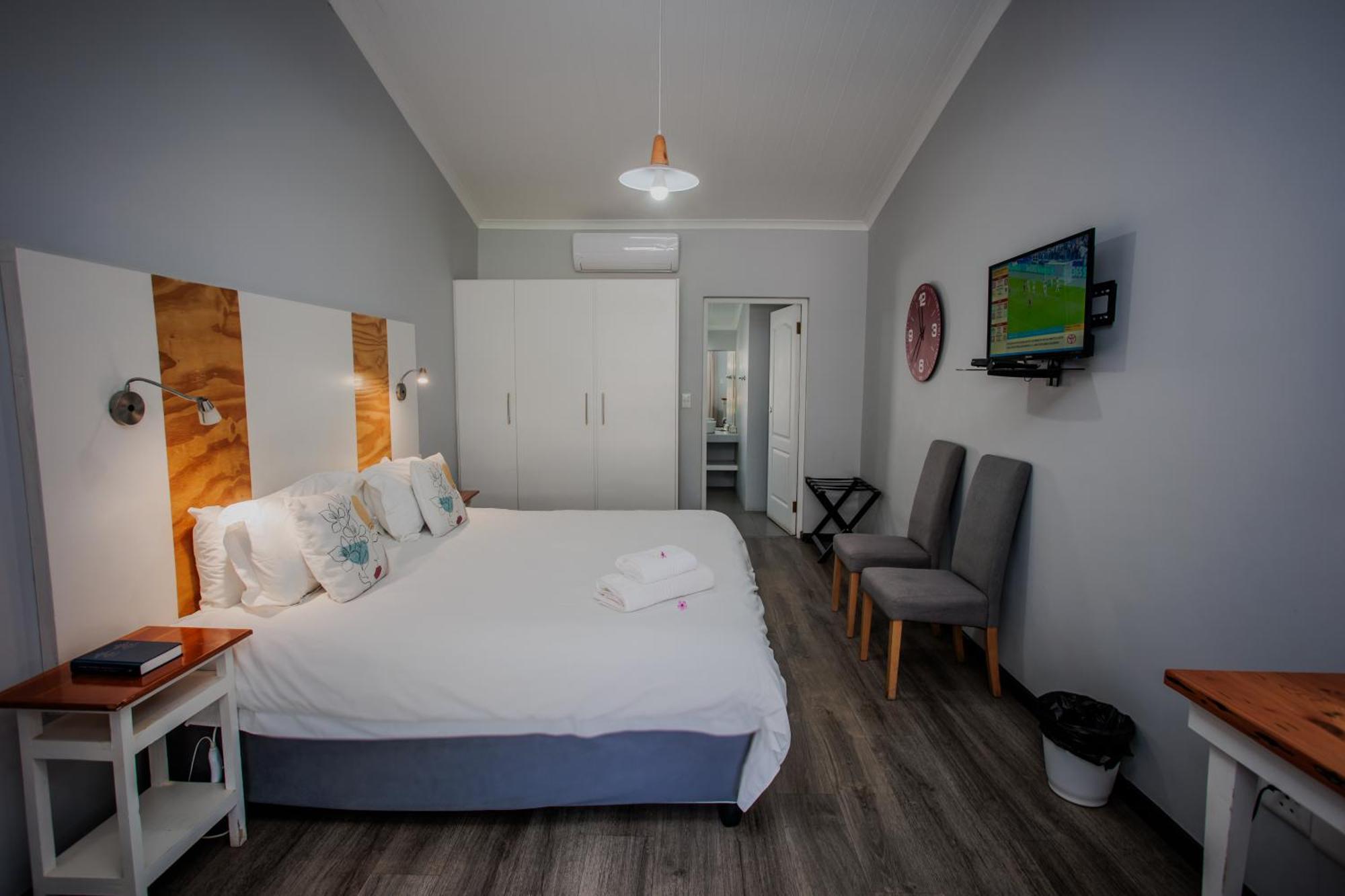 Aan De Eike Guest House Swellendam Ngoại thất bức ảnh