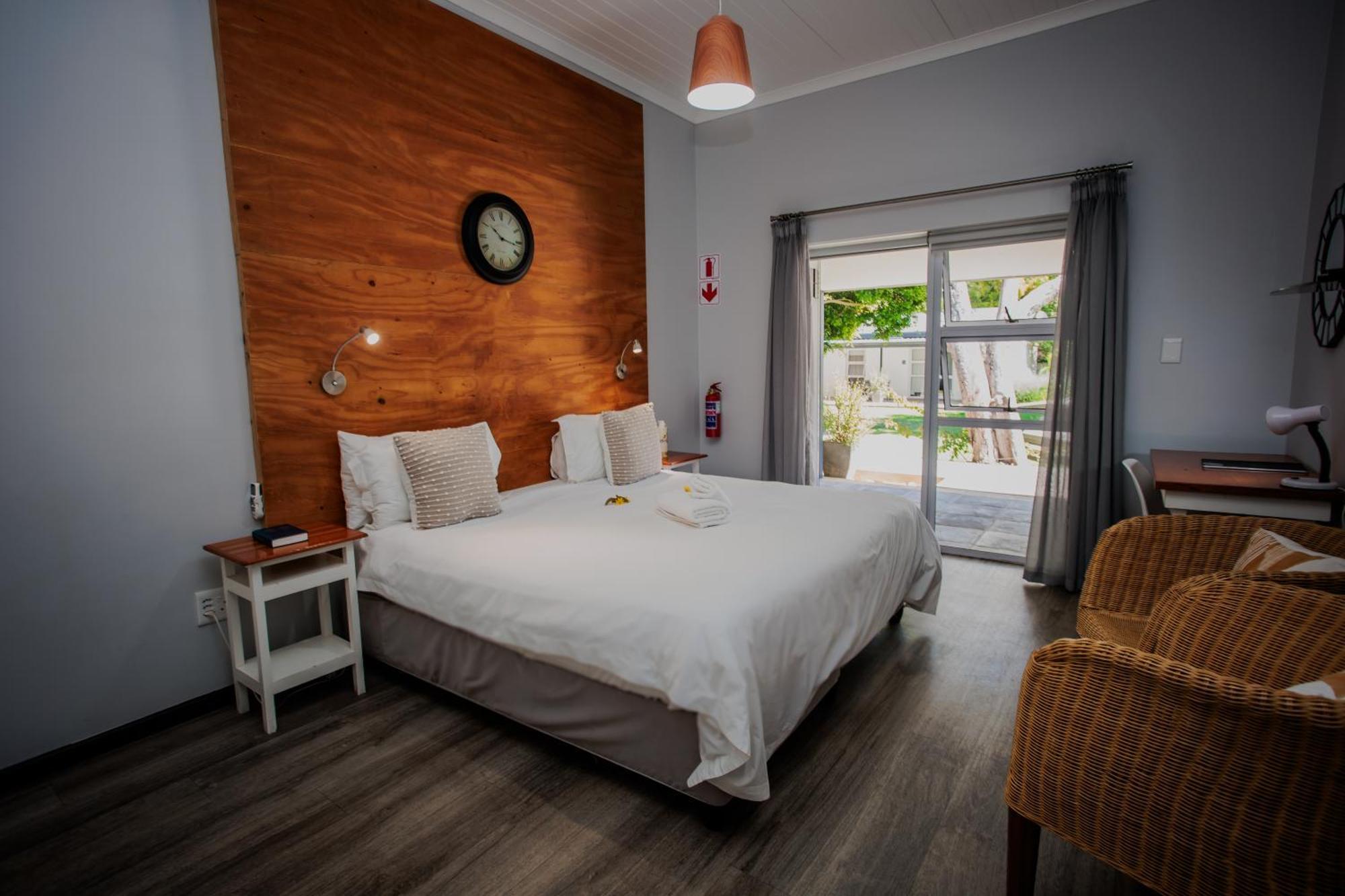 Aan De Eike Guest House Swellendam Ngoại thất bức ảnh